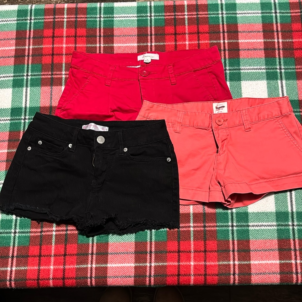 3 pairs of shorts